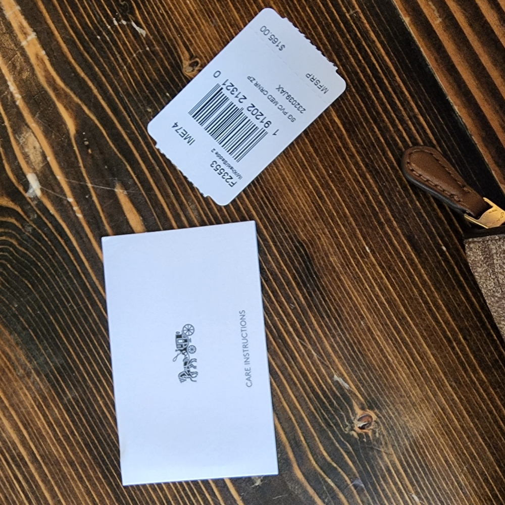 Authentic Coach Wallet - Picture 6 of 6